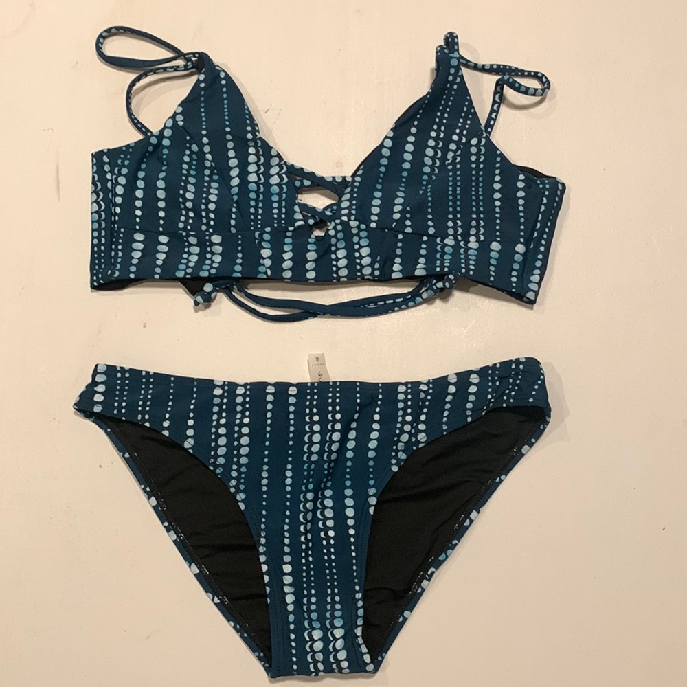 Bathing suit